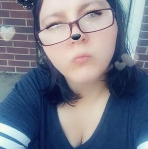 Meet your Posher, Katelyn